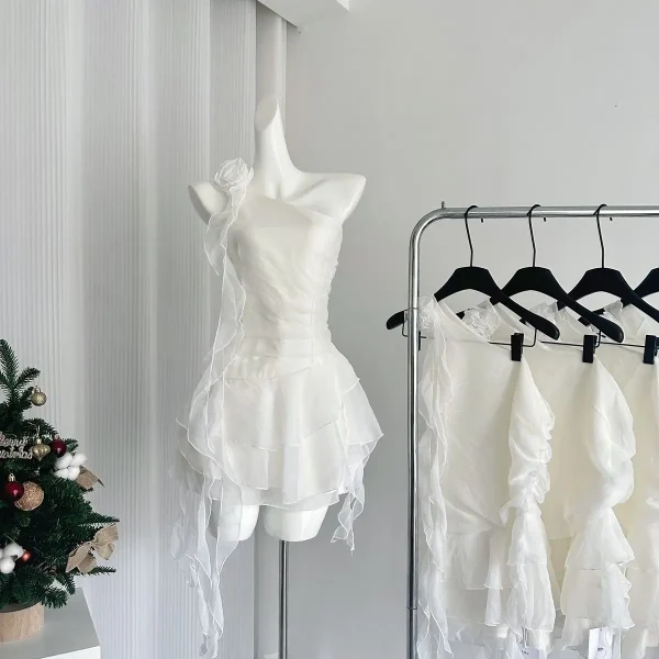 New French Oblique Shoulder Sleeveless Chiffon White Dress Summer Waist Slimming Fairy A-line Short Sweet Cake Dress for Women